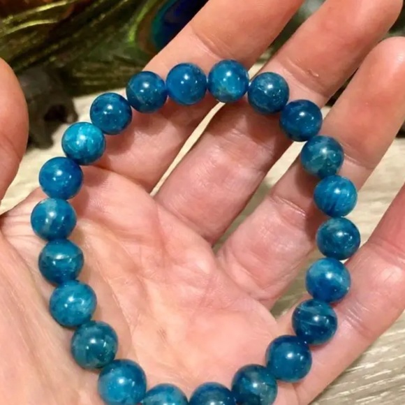 Apatite Gemstone bracelets - Picture 11 of 11